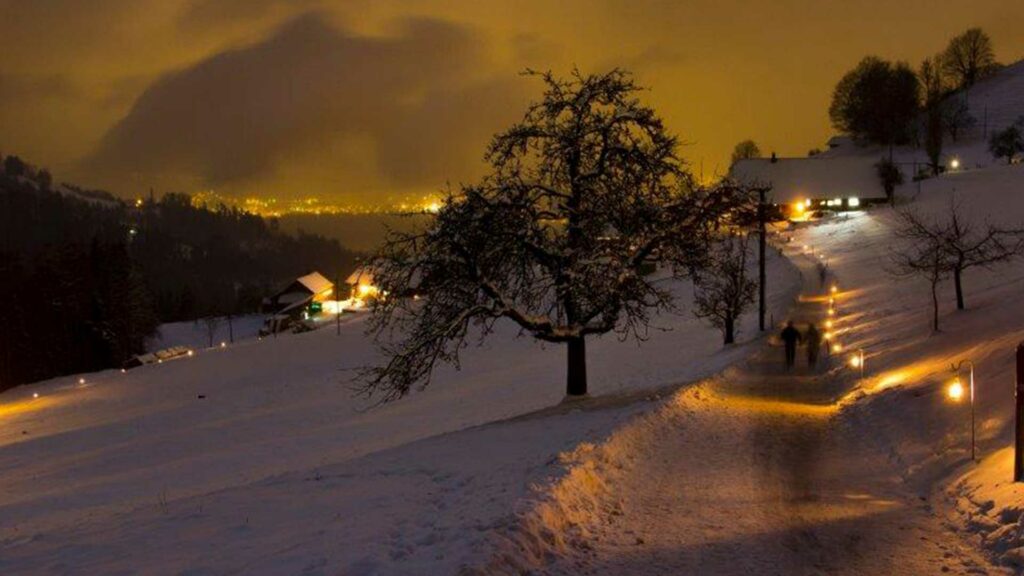 weihnachtsweg-in-heiligenschwendi-buehne-content-1